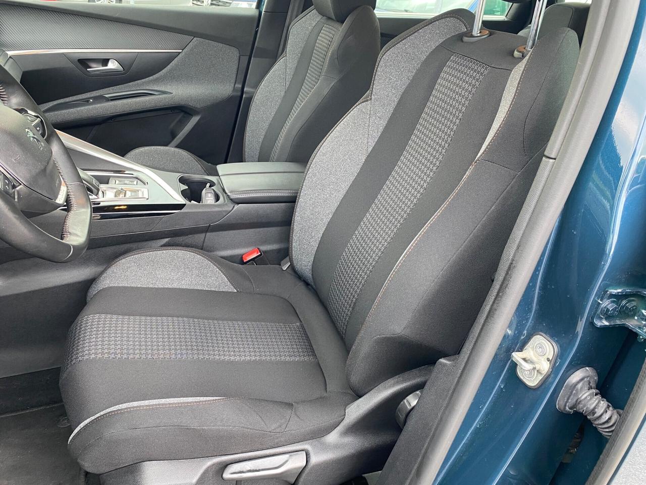 Peugeot 5008 1.5 130 Cv 7 POSTI EAT8 Active Business