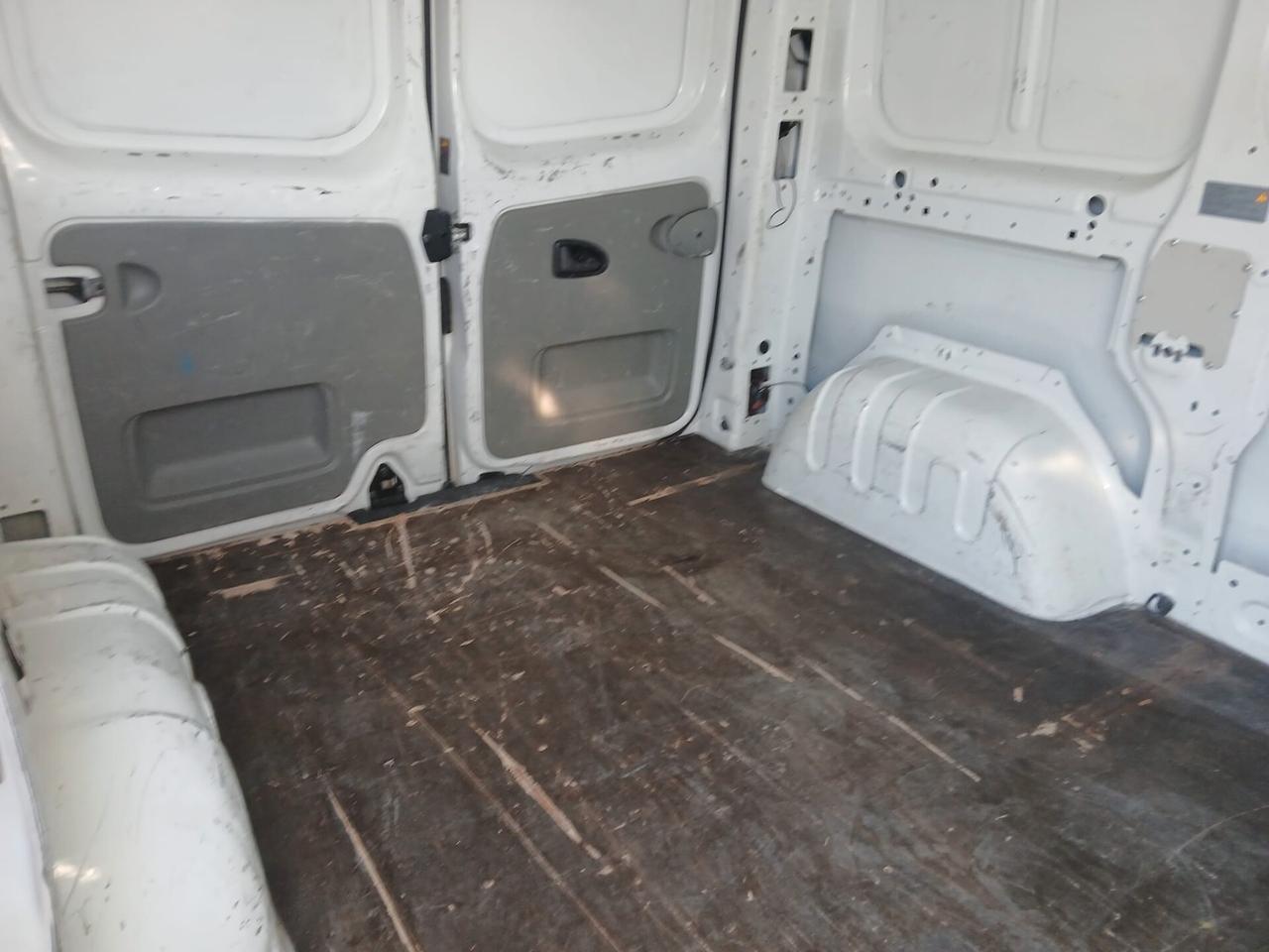 Nissan Primastar 2.0