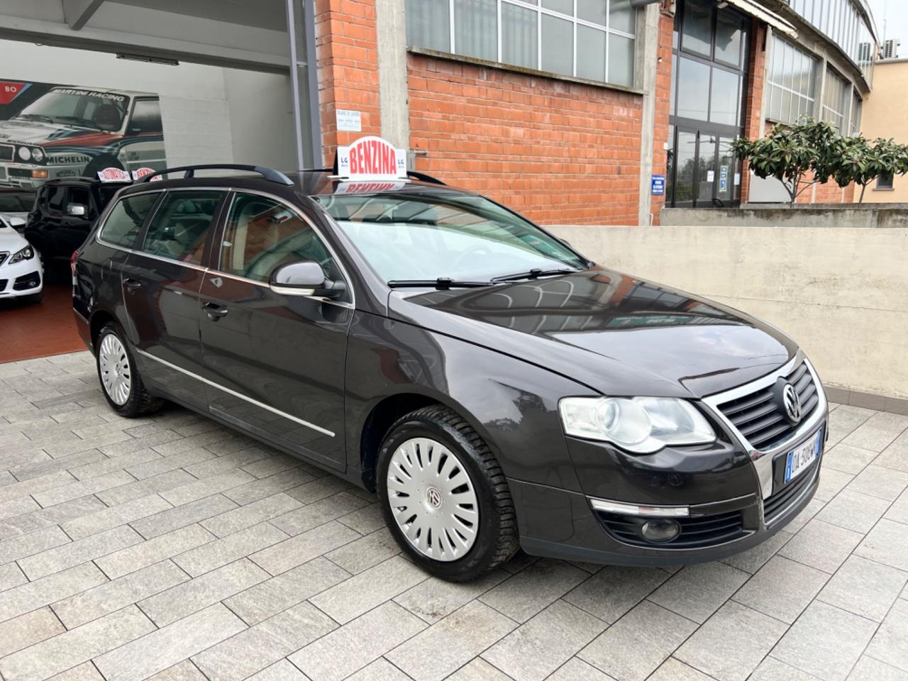 Volkswagen Passat 1.6 16V FSI Comfortline