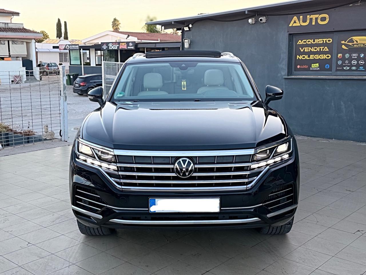 Volkswagen Touareg 3.0 V6 TSI eHybrid Elegance R Line Extra Full