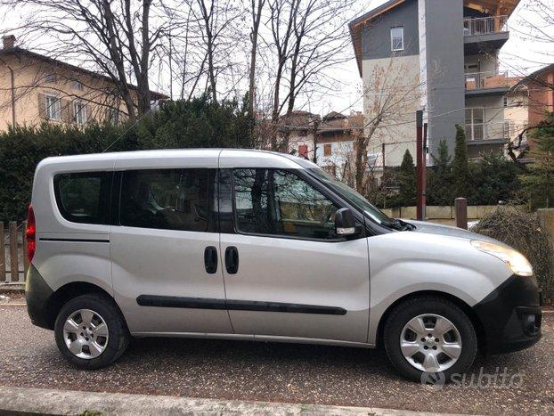 FIAT DOBLO 1.3 MJT 90CV 5POSTI - NEOPATENTATI