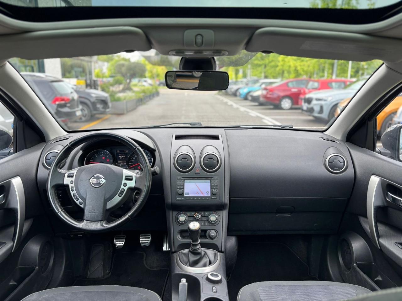 Nissan Qashqai Qashqai+2 2.0 dCi DPF Tekna 4x4 * 7 POSTI
