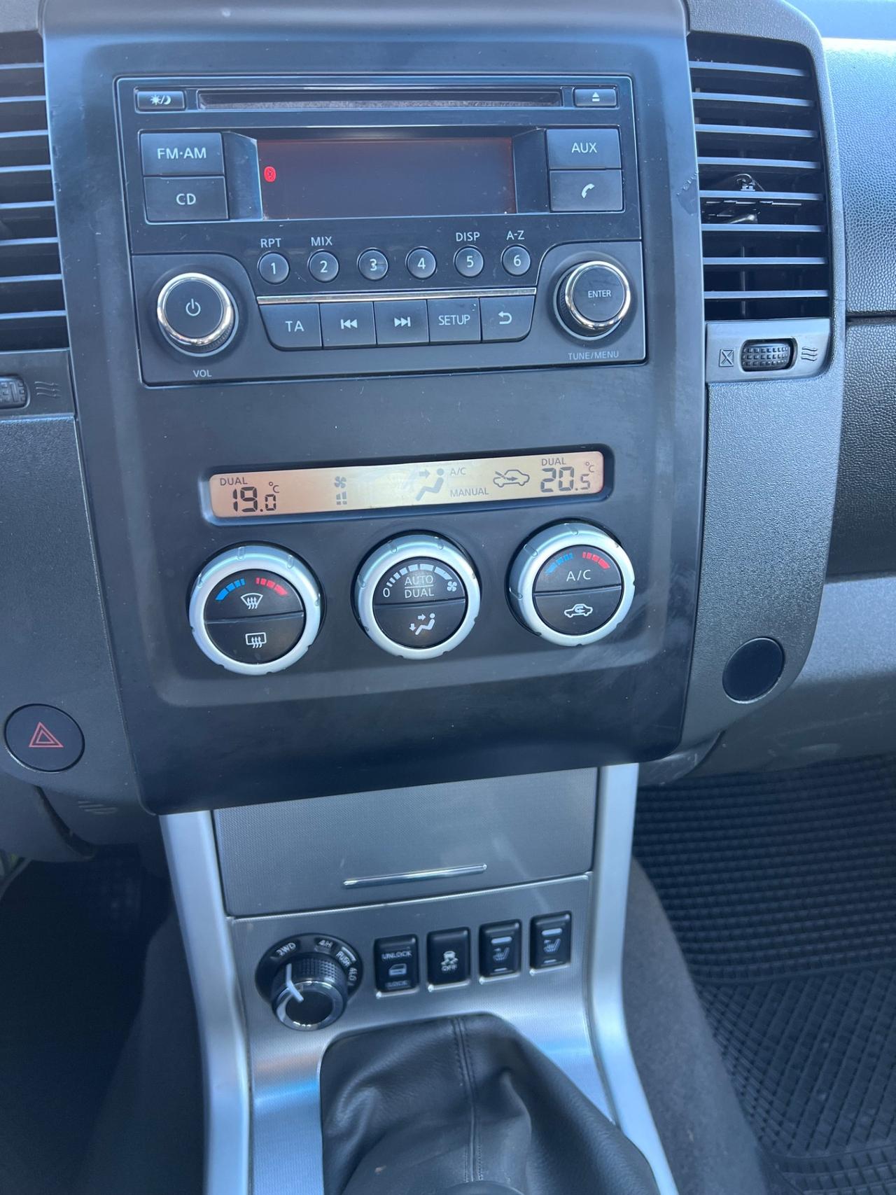 Nissan Navara 2.5 dCi 190CV 2 porte King Cab Sport