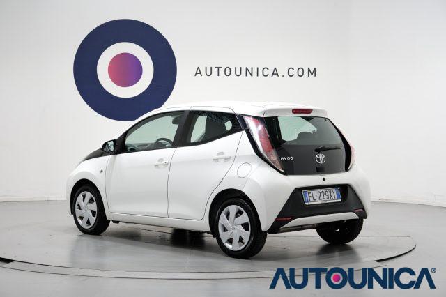 TOYOTA Aygo 1.0 VVT-i 69 CV 5 PORTE X-COOL TSS NEOPATENTATI
