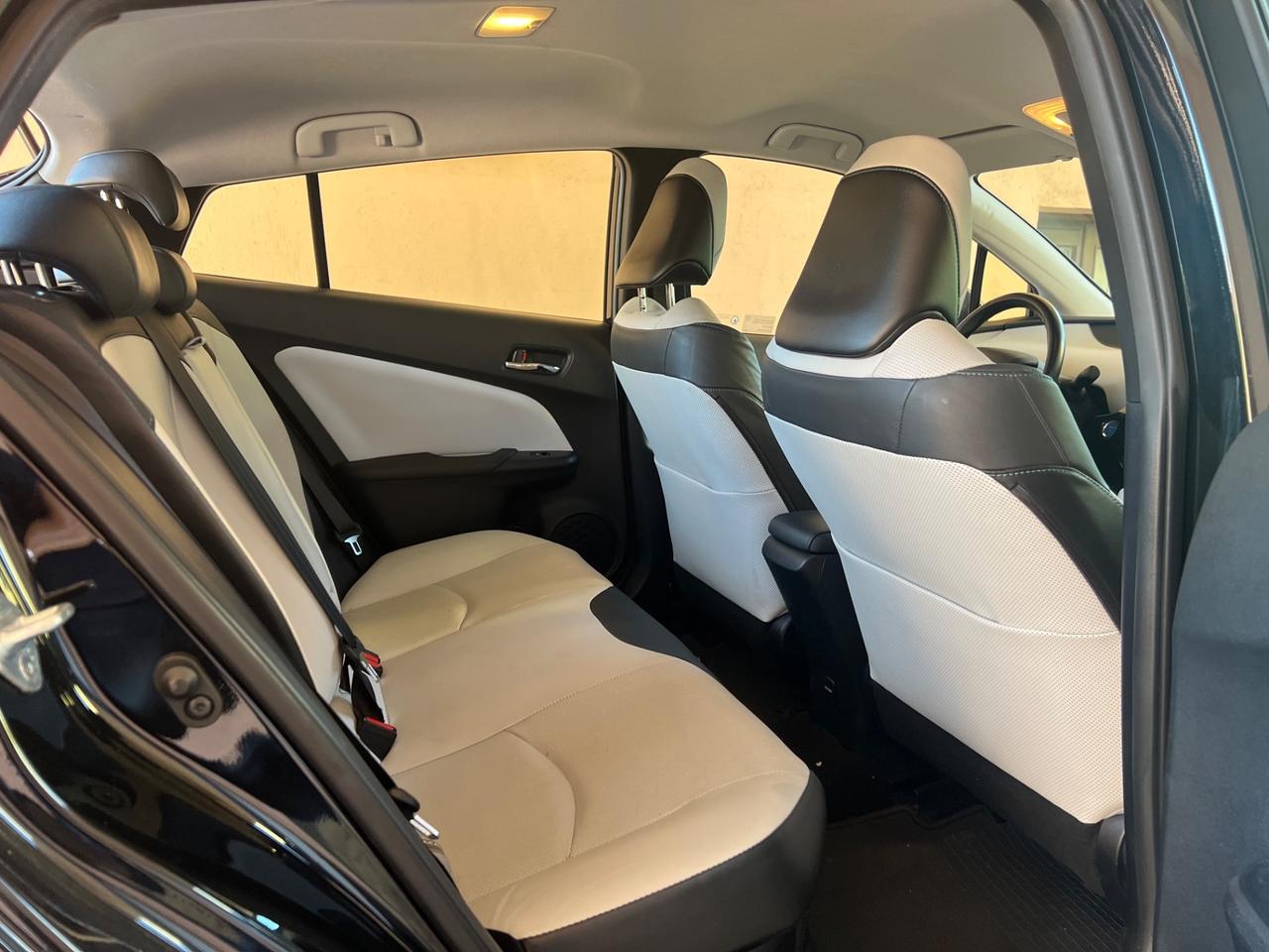 Toyota Prius 1.8 Active