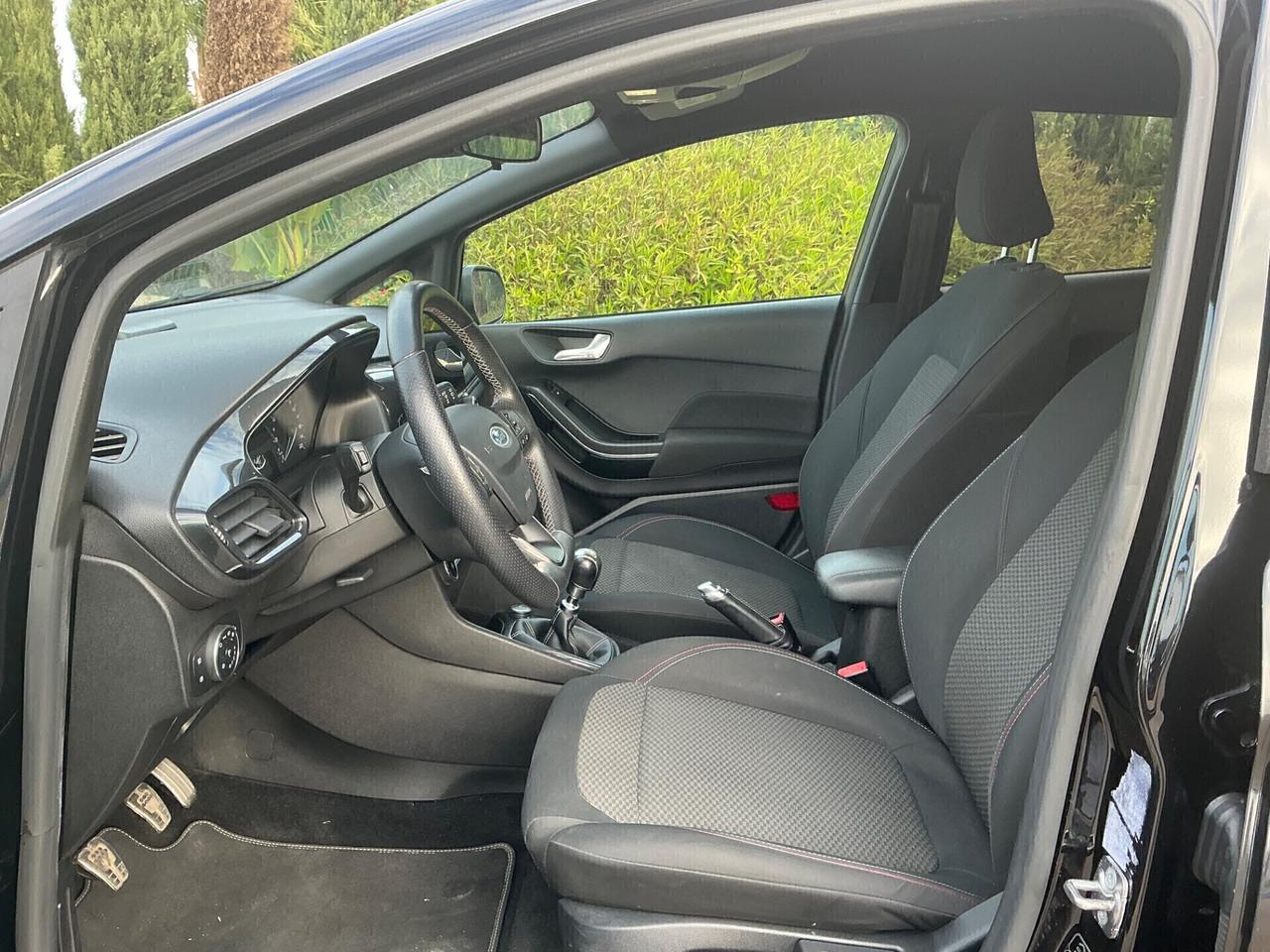 Ford Fiesta 1.5 TDCi 5 porte ST-Line