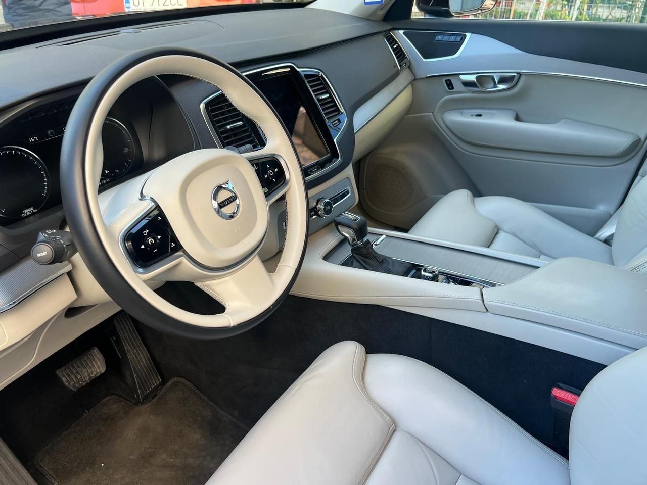 Volvo XC 90 XC90 D5 AWD Geartronic 7 posti Inscription