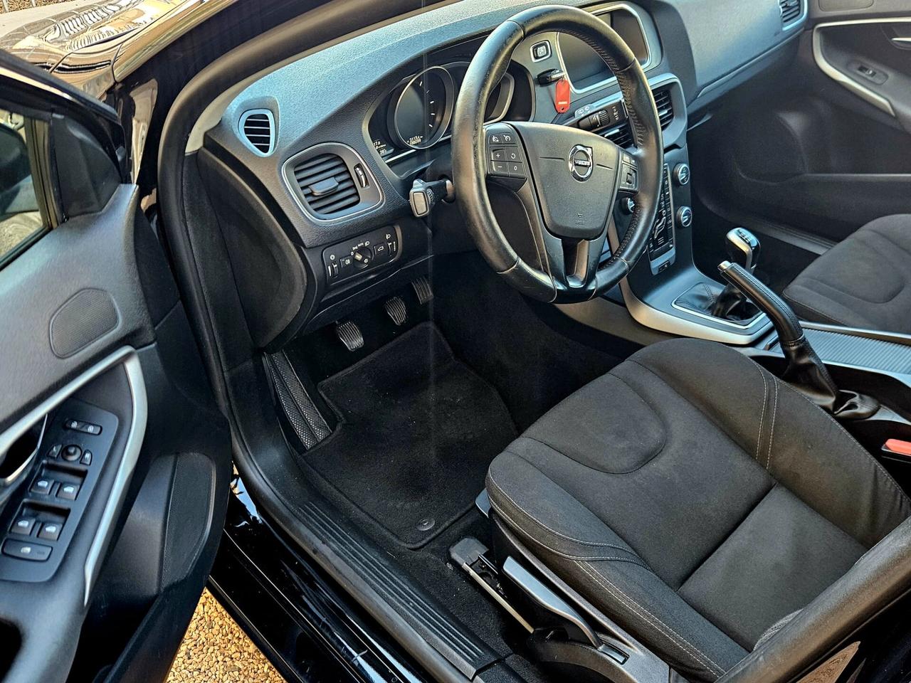 Volvo V40 D4 Momentum