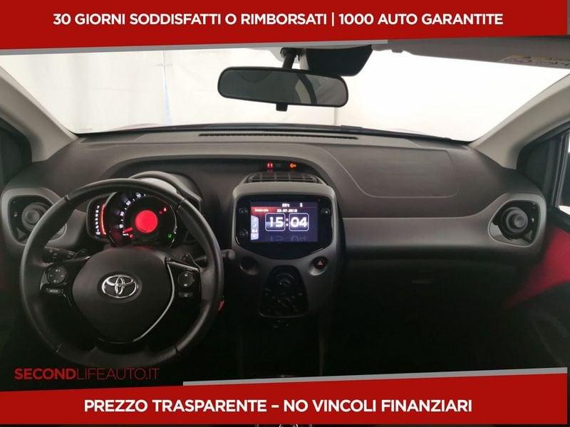 Toyota Aygo 5p 1.0 x-play m-mt 72cv