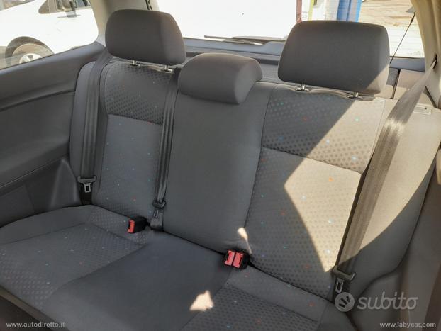 VOLKSWAGEN Polo 1.2 12V 64CV Comfortline