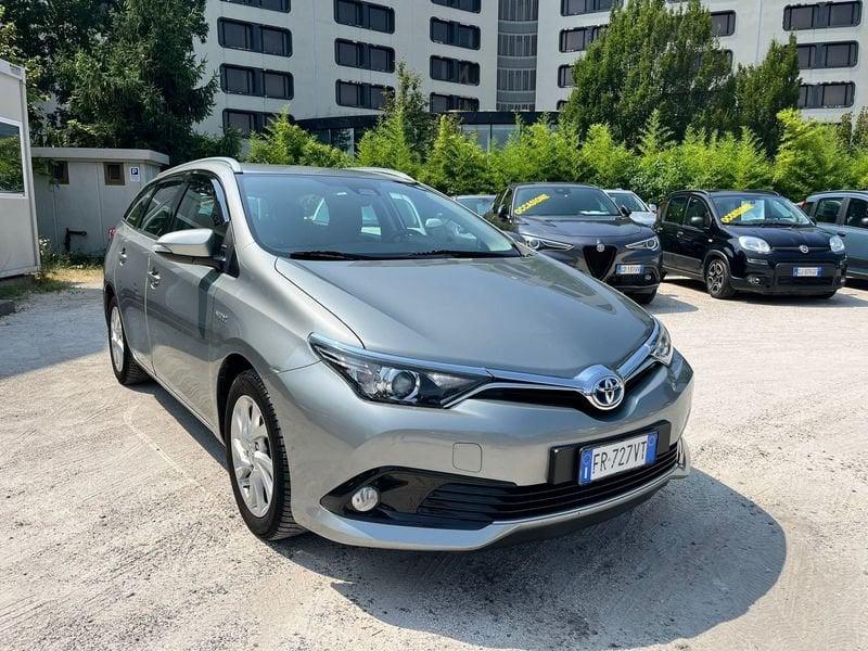 Toyota Auris Touring Sports 1.8 Hybrid Lounge