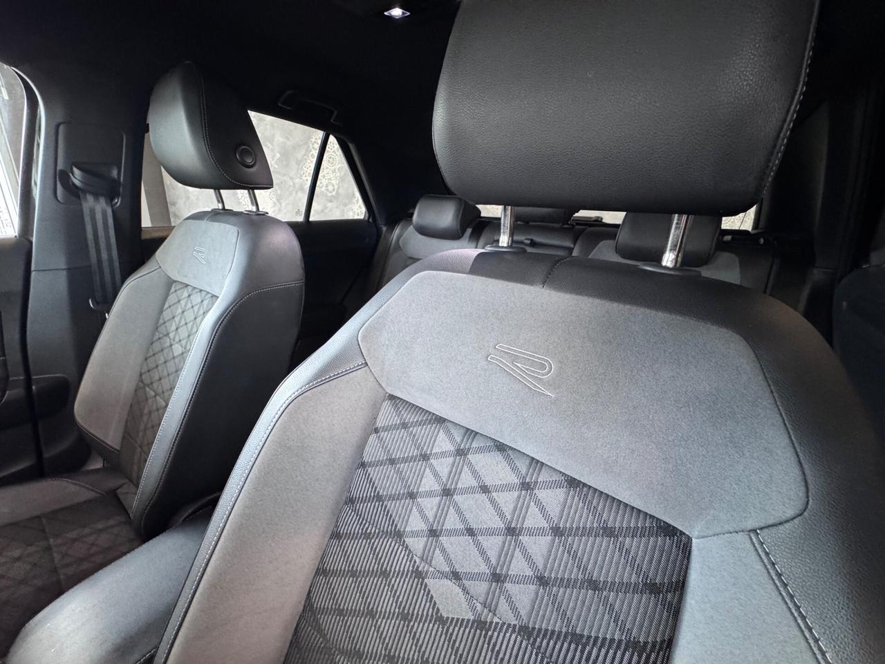 VOLKSWAGEN T ROC 2.0 TDI DSG R-LINE