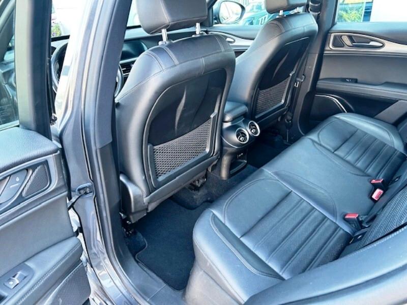 Alfa Romeo Stelvio 2.2 Turbodiesel 210 CV AT8 Q4 Veloce