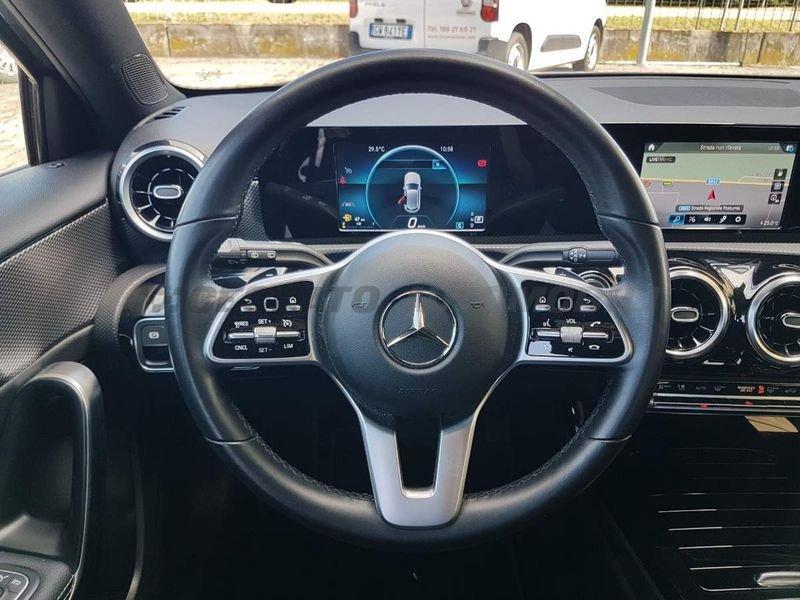 Mercedes-Benz Classe A A 180 d Sport auto
