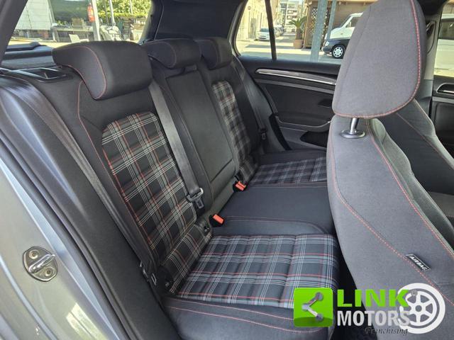 VOLKSWAGEN Golf GTI 2.0 TSI DSG 5p. BlueMotion Technology