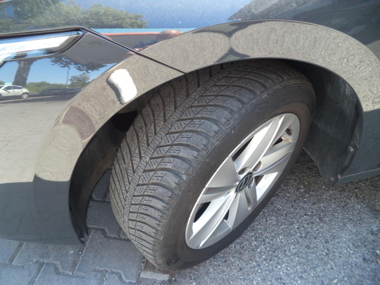 Volkswagen Golf 8 1.0 TSI EVO Life OK NEOPATENTATI