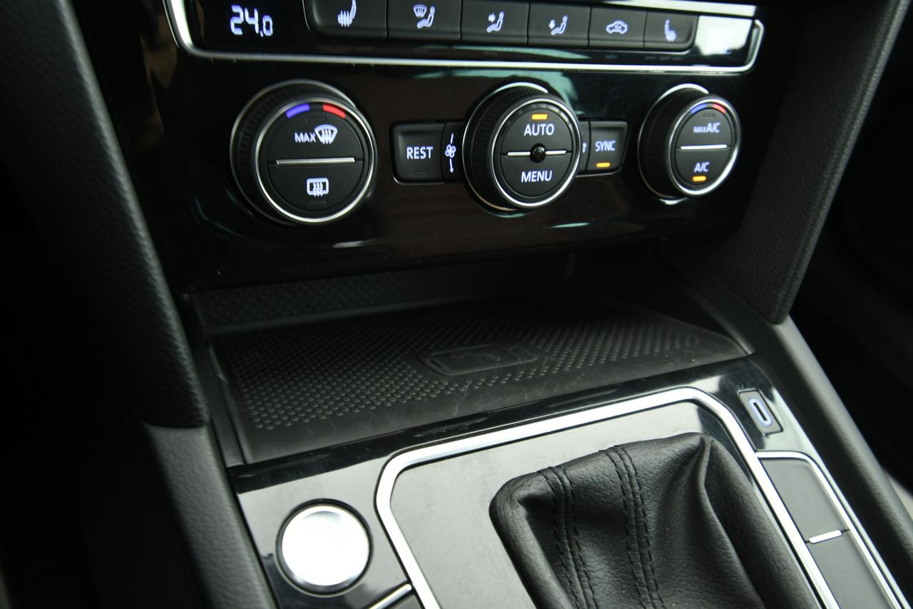 VOLKSWAGEN Passat Variant 2.0 tdi Executive 150cv dsg PELLE+ACC+APP CONNECT