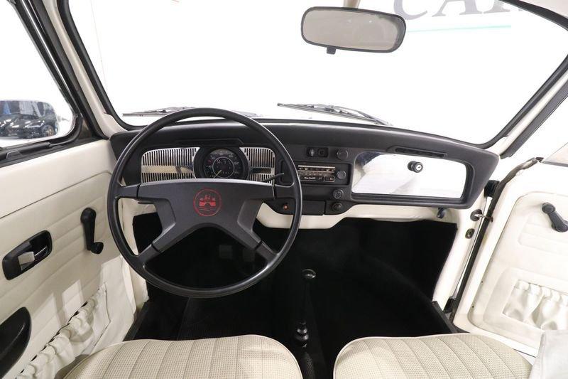 Volkswagen Maggiolino Cabrio