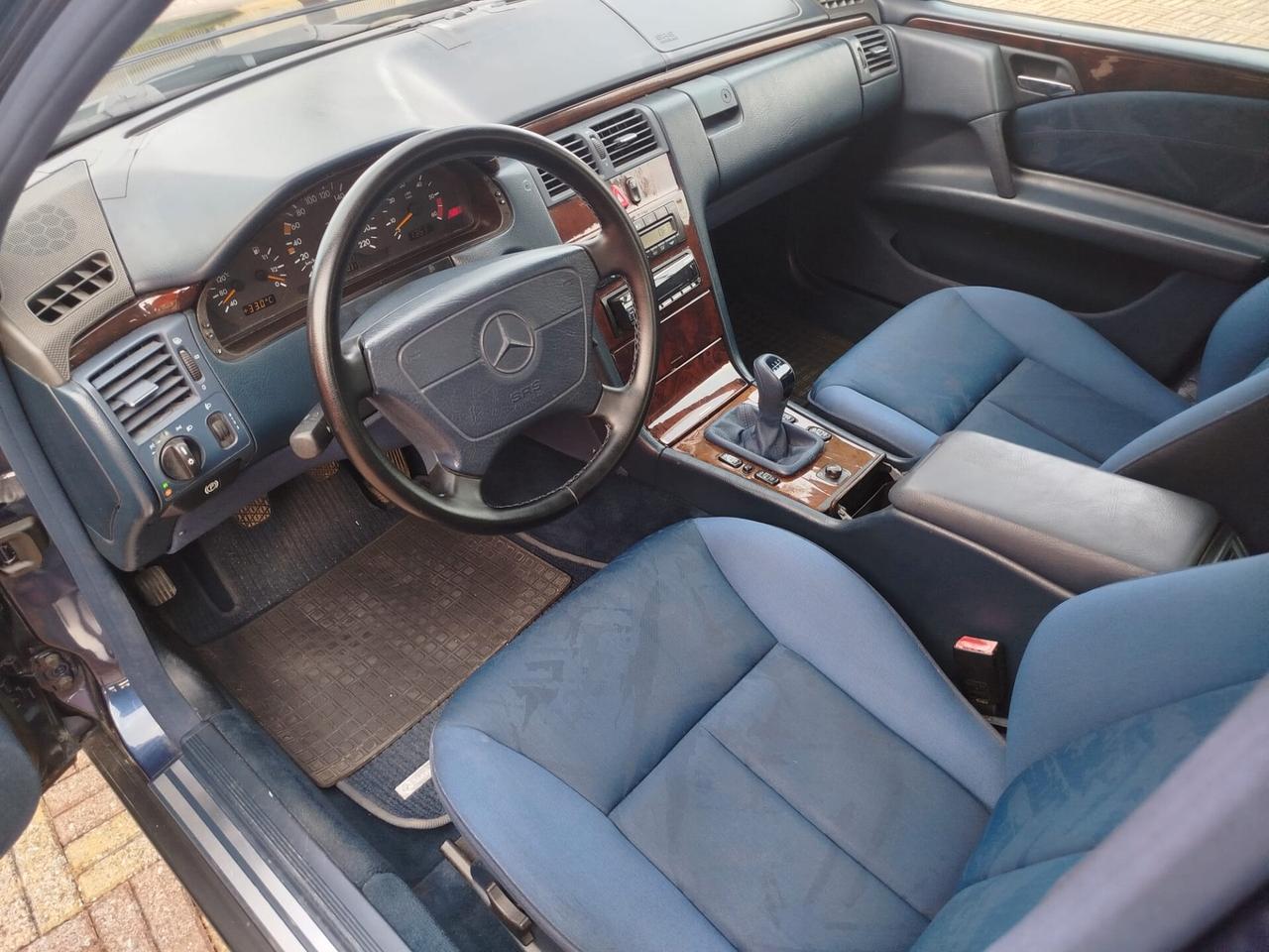 Mercedes-benz E 250 diesel cat Avantgarde