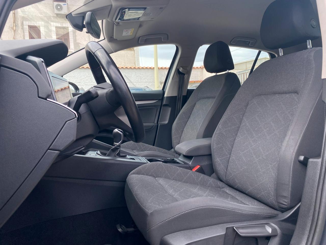 Volkswagen Golf Life 2.0 TDI 116CV
