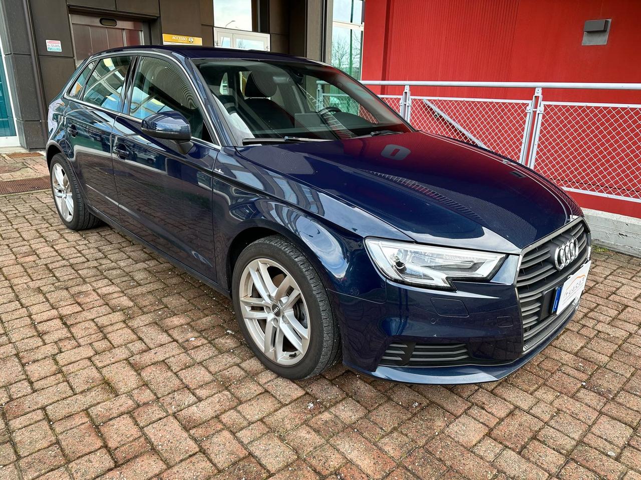 Audi A3 Business 1.6 30 TDI