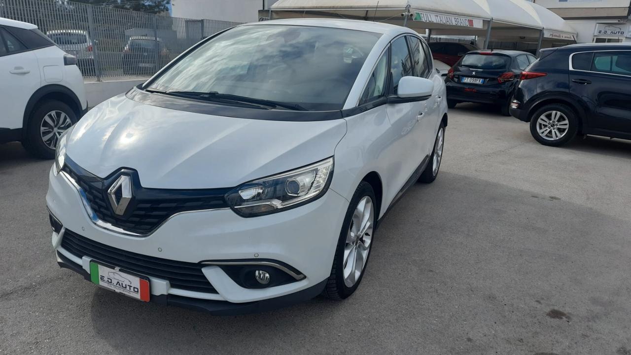 Renault Grand Scenic dCi 8V 110 CV EDC Energy Intens