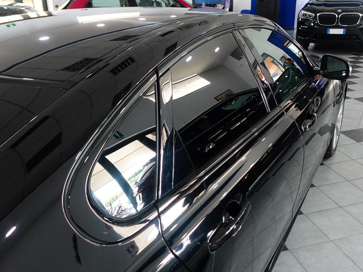 Jaguar XF 2.0d 180 CV R-SPORT