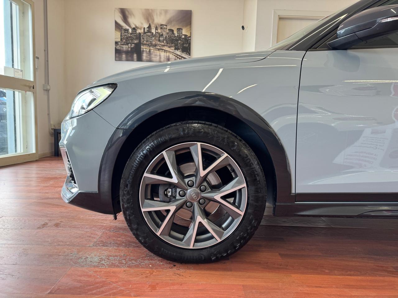 AUDI A1 CITYCARVER 35 TFSI S TRONIC S LINE EDITION