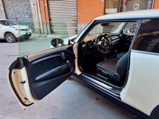 Mini Cooper 1.5 D 95 CV - In Garanzia