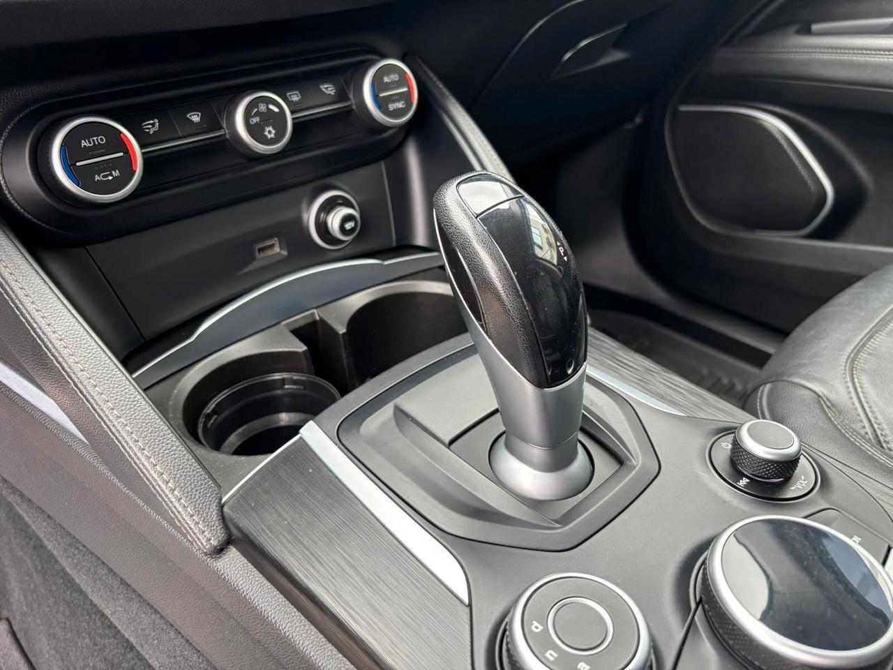 Alfa Romeo Stelvio 2.2 210 CV