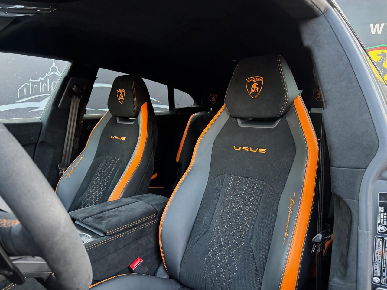 Lamborghini Urus 4.0 V8 Performante 666CV CARBON