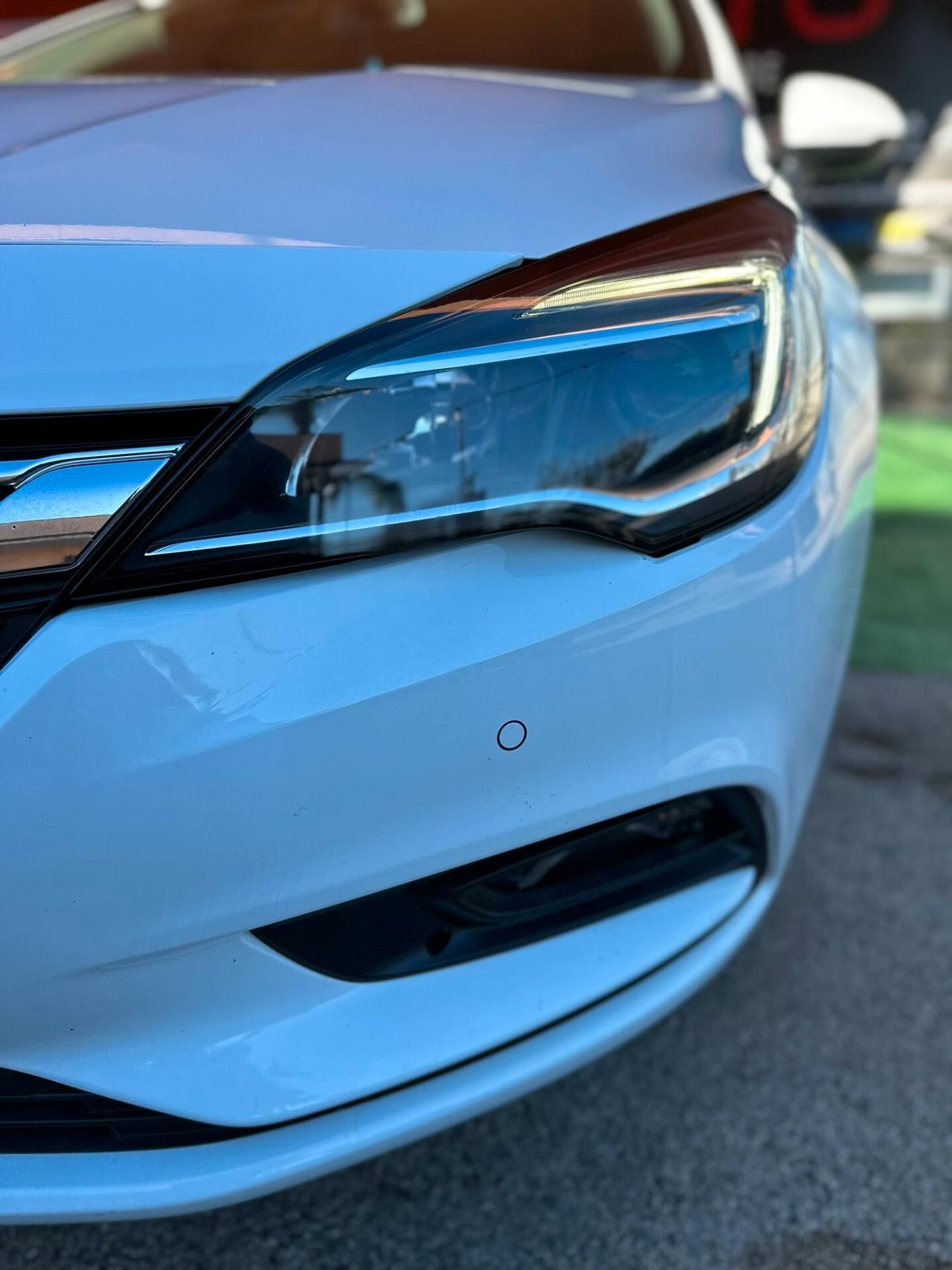 Opel Astra 1.6 CDTi 136CV aut. Sports Tourer Dynamic