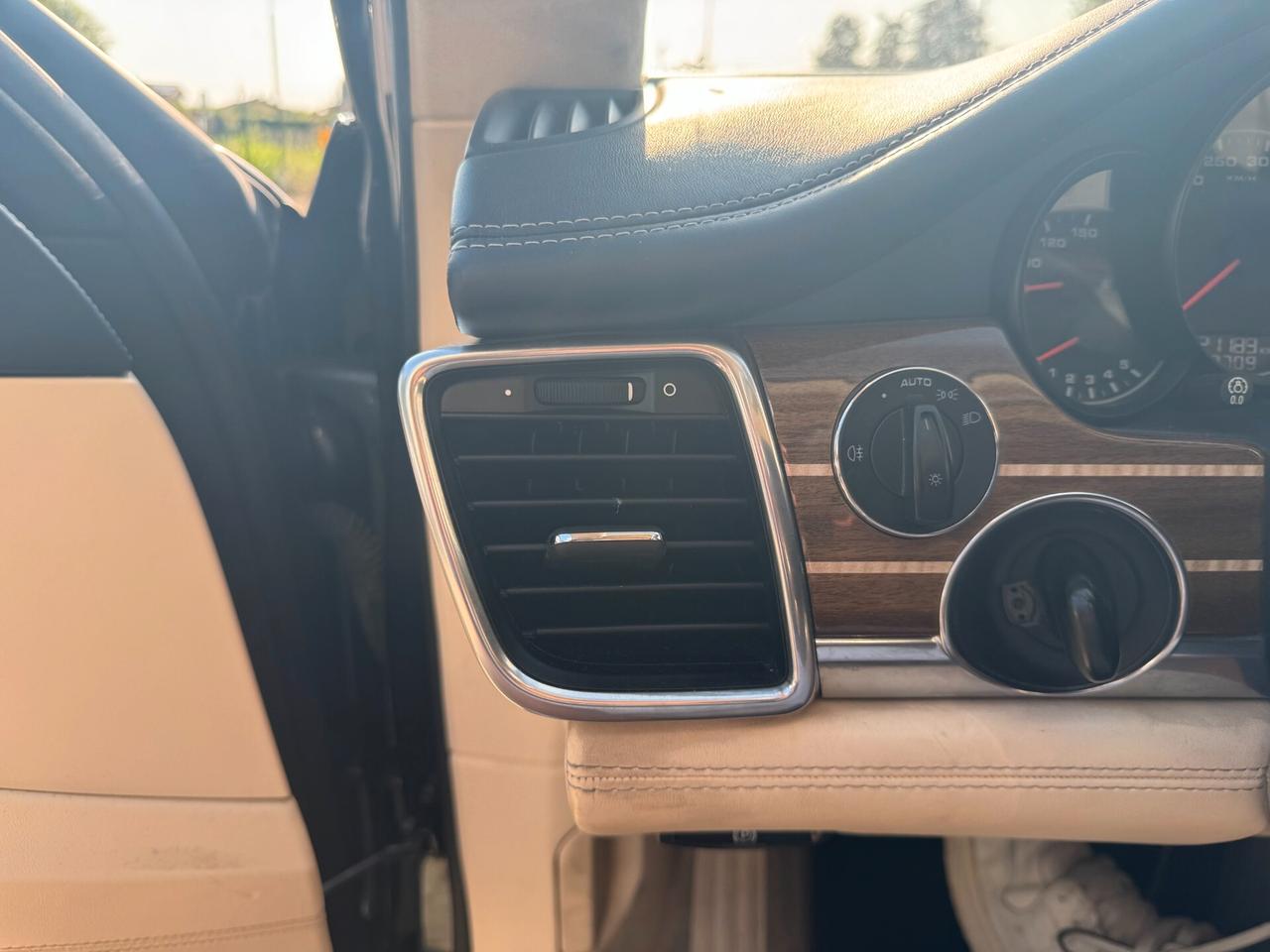 Porsche Panamera 4.8 Turbo S