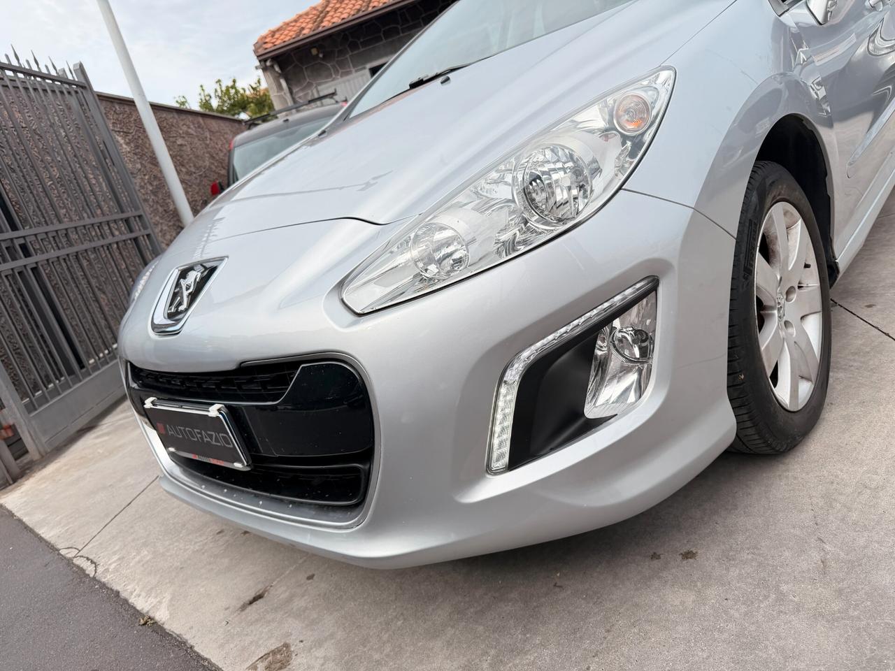 Peugeot 308 1.6 8V e-HDi 112CV Stop&Start 5p. Allure