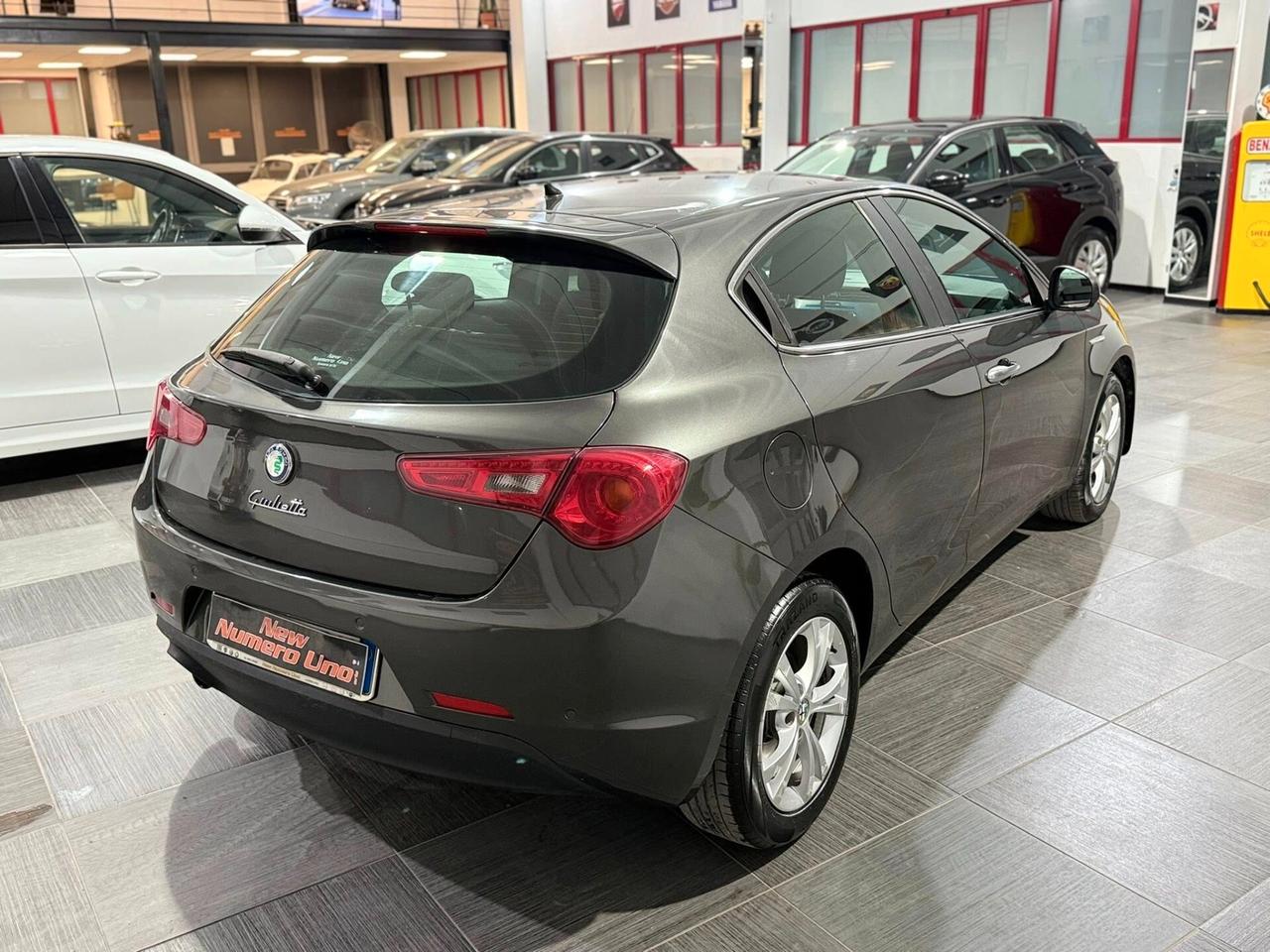 Alfa Romeo Giulietta 1.6 Mjt 105cv Distinctive 2013