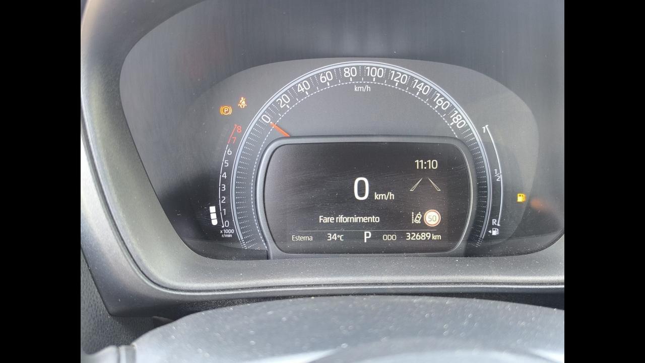 TOYOTA Aygo X - Aygo X 1.0 Active 72cv s-cvt