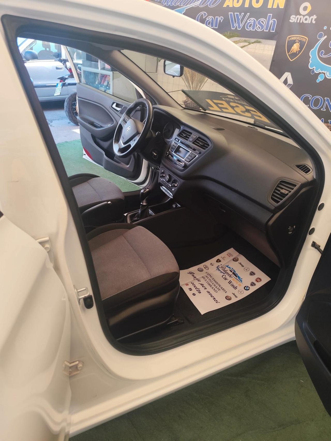 Hyundai i20 1.1 CRDi 12V 5 porte STYLE