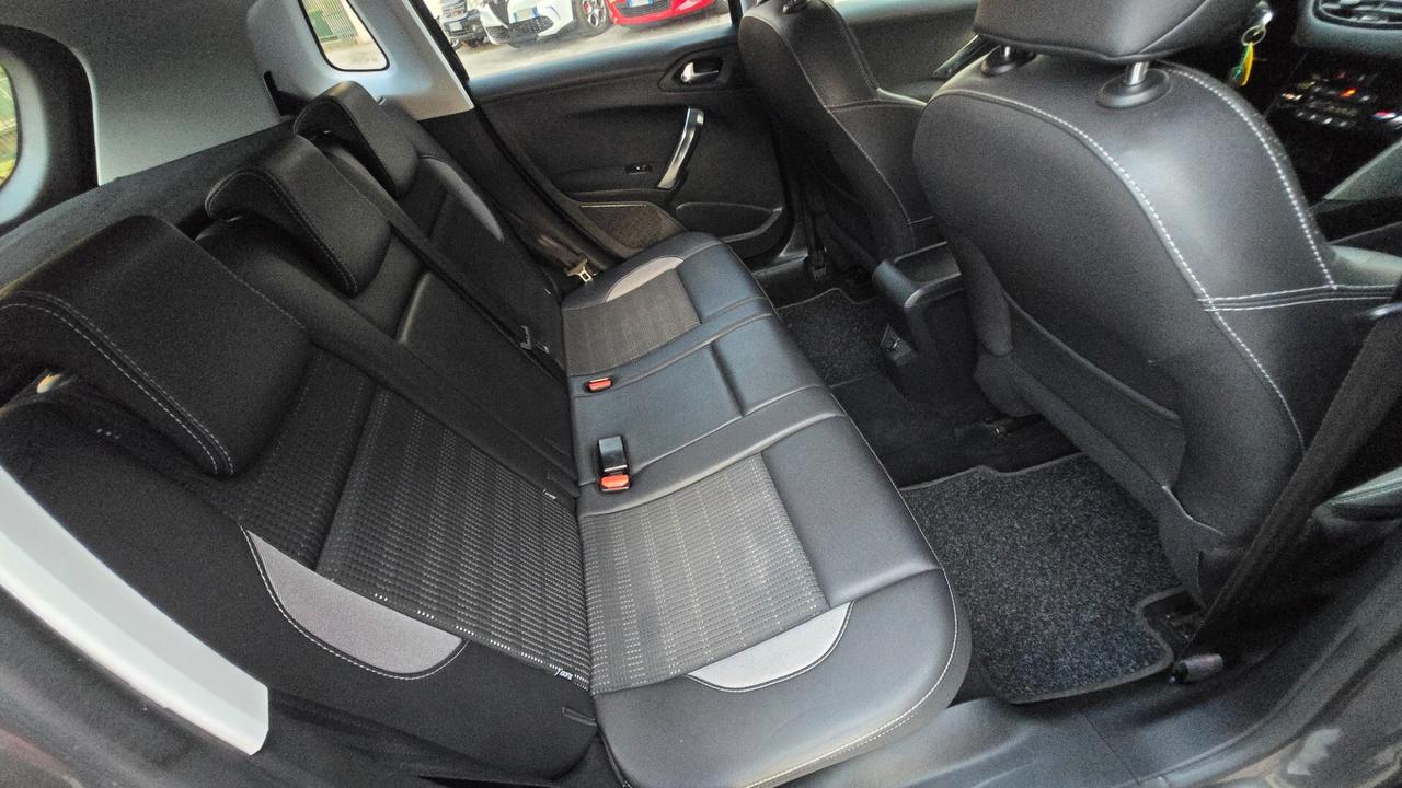 Peugeot 2008 BlueHDi 120 S&S Black Matt