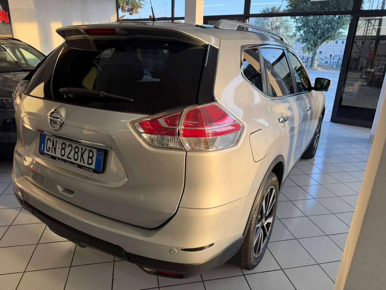 Nissan X-Trail X-Trail III 1.6 dci Tekna 2wd E6 +