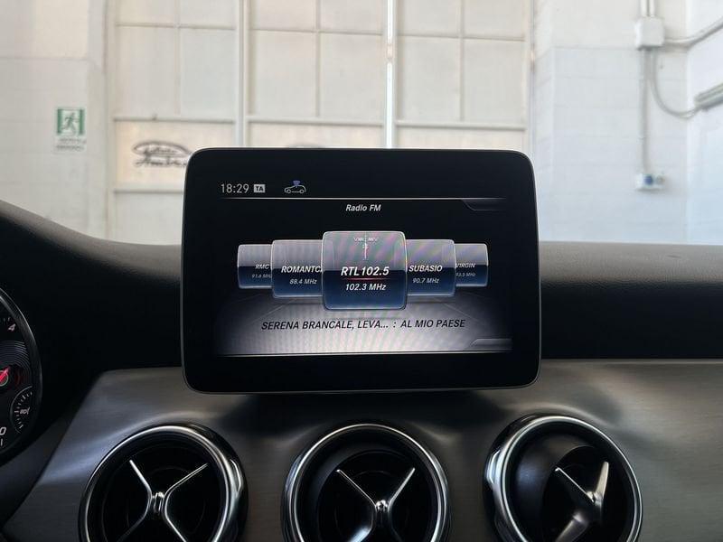 Mercedes-Benz GLA GLA 200 d Premium auto DA 189,00 AL MESE