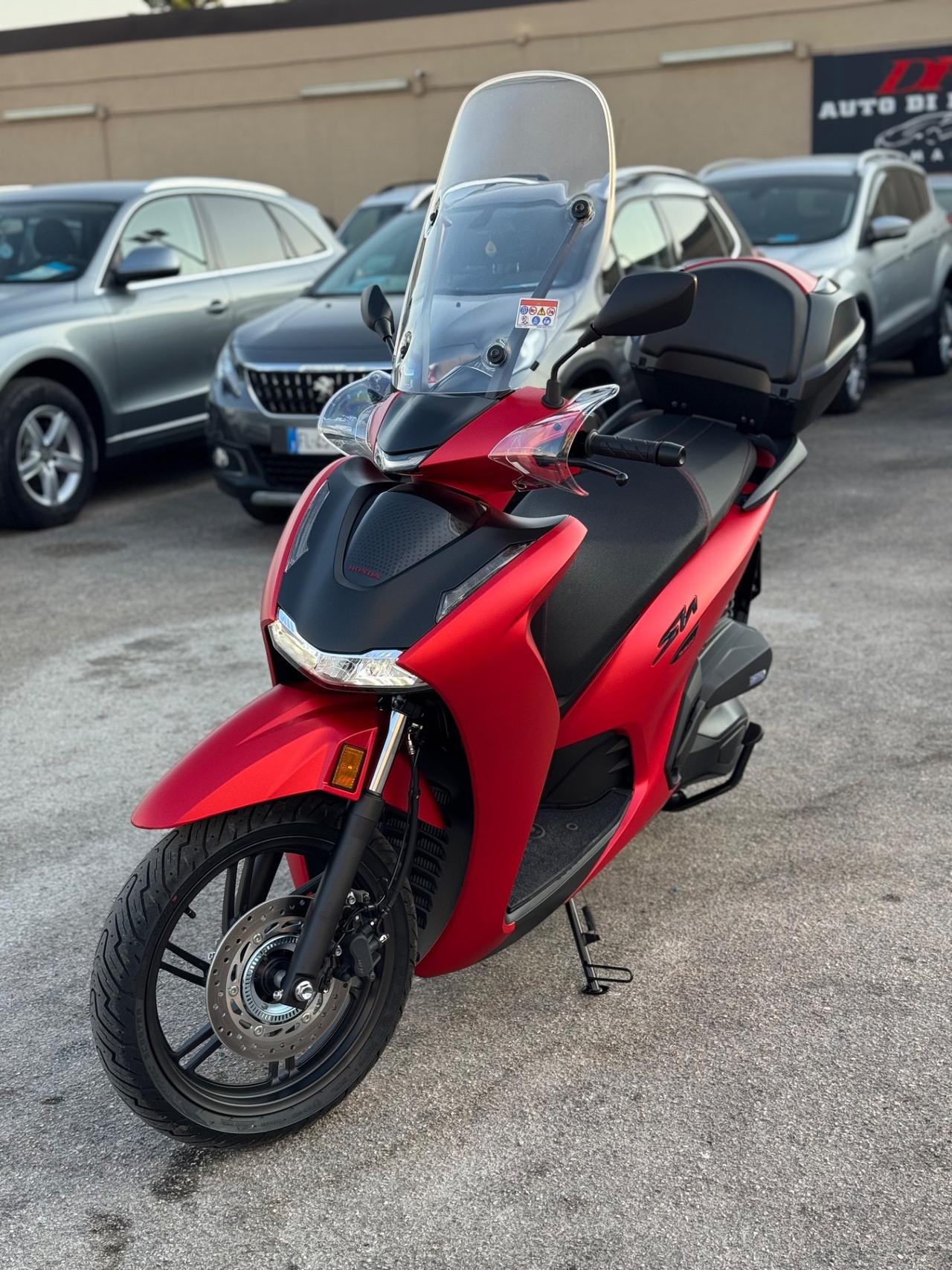 Honda SH 350 SPORT KM0 2 ANTIFURTI FINANZIABILE