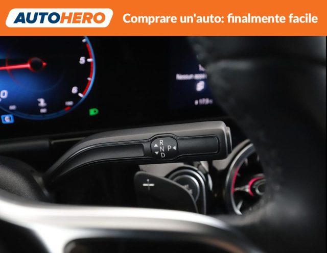 MERCEDES-BENZ GLA 200 d Automatic Premium