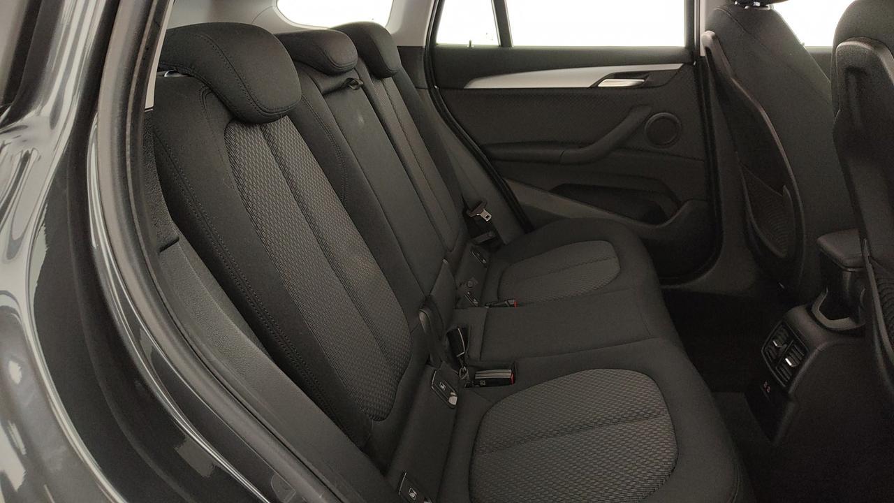 BMW X1 F48 2019 - X1 xdrive18d Business Advantage auto