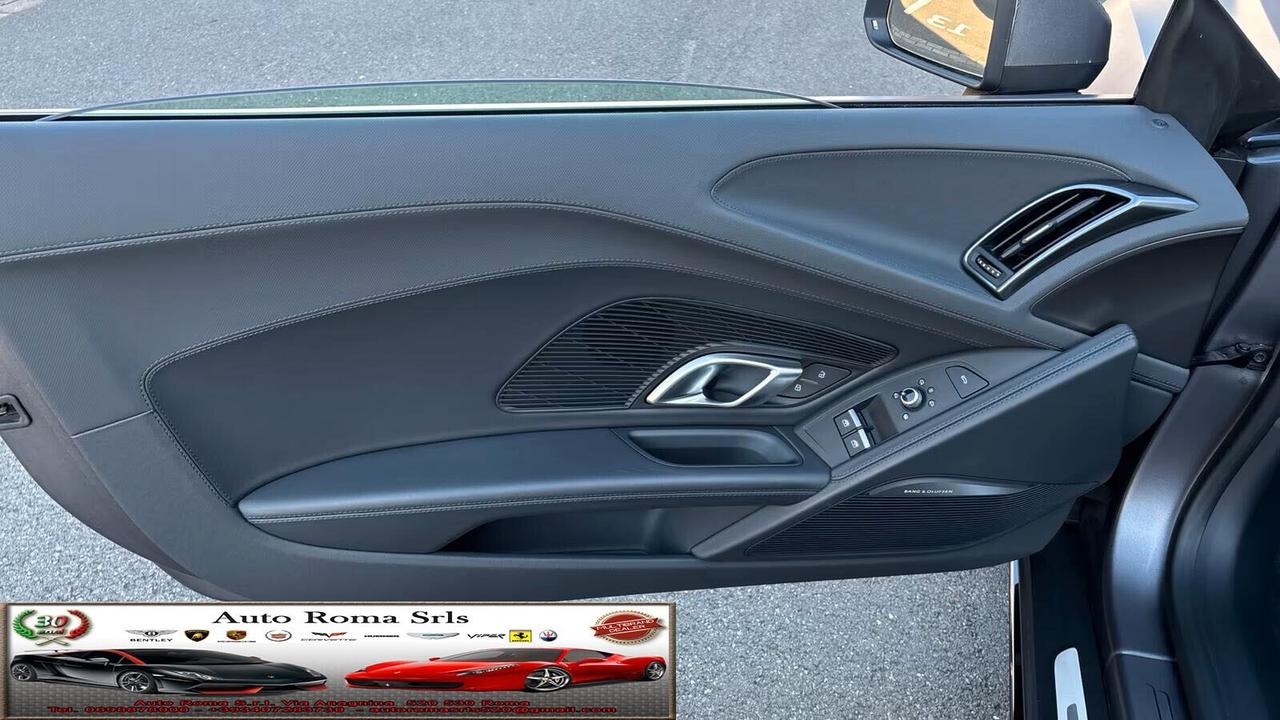 Audi R8 Spyder V10 RWD S tronic performance