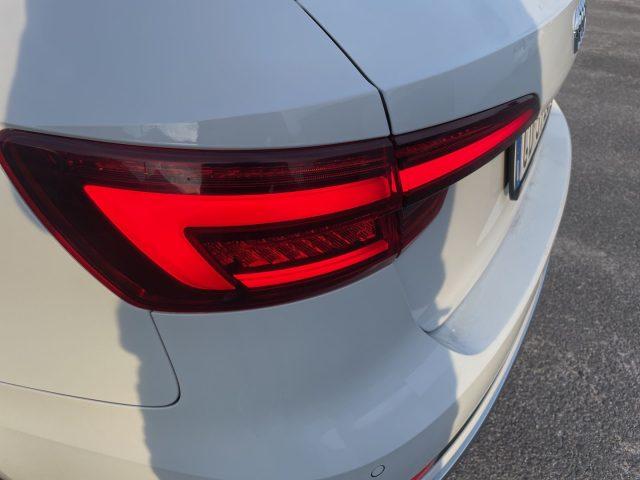 AUDI A4 Avant 2.0 TDI 150 CV S tronic S line edition
