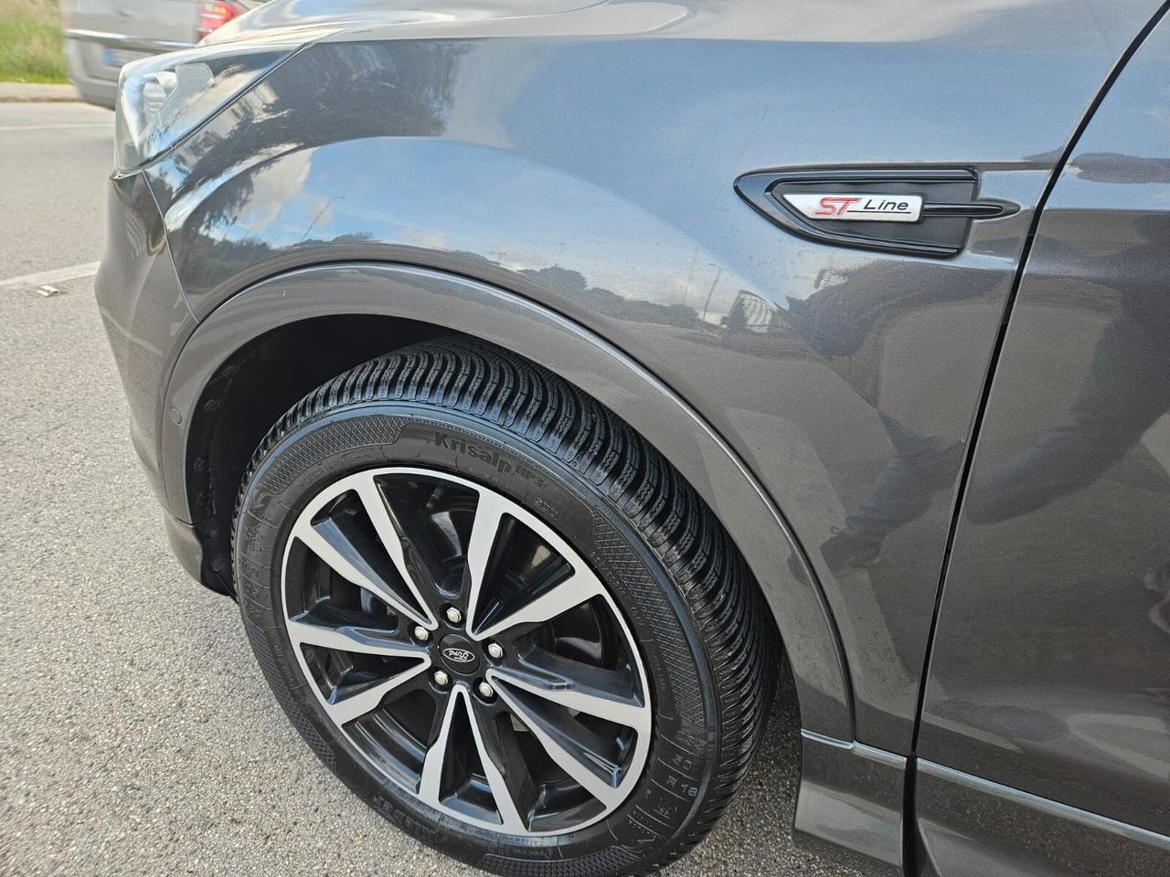 Ford Kuga St-Line 2.0TDI 120CV TITANIUM FULL