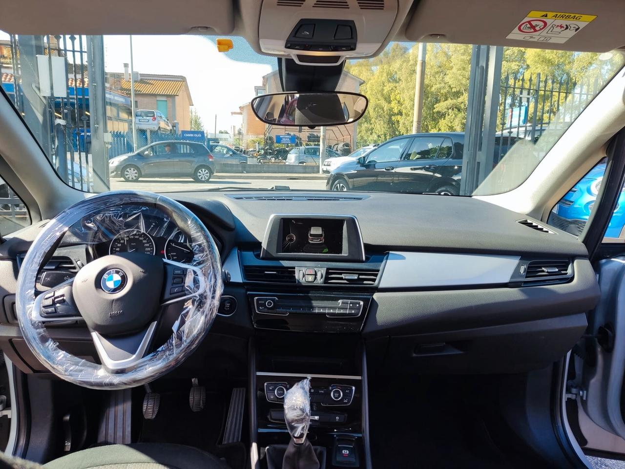 Bmw 2er Active Tourer 216d Luxury