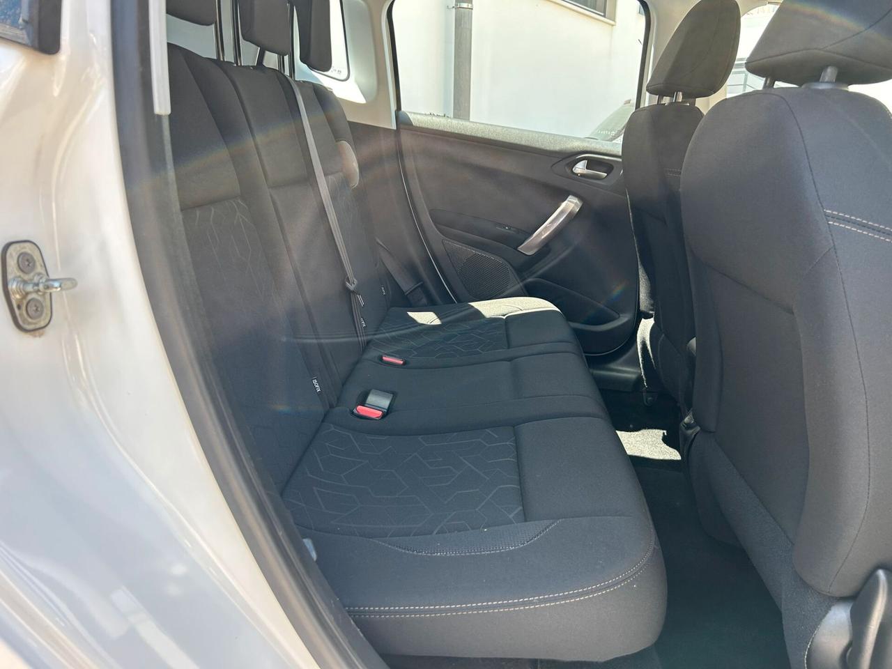 Peugeot 2008 1.6 HDI 100Cv ALLURE Km120.000-2016