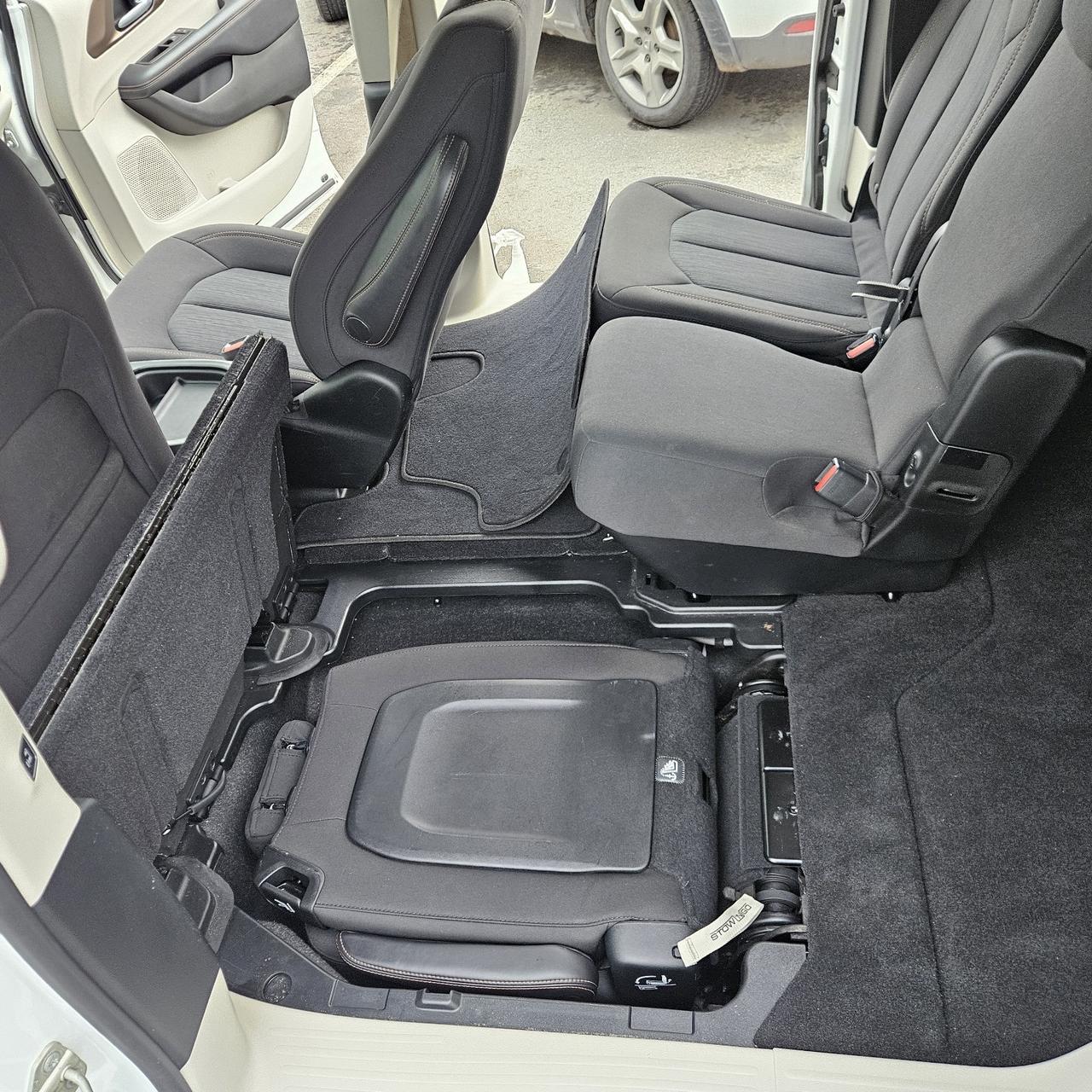 Chrysler Pacifica Turing Limited