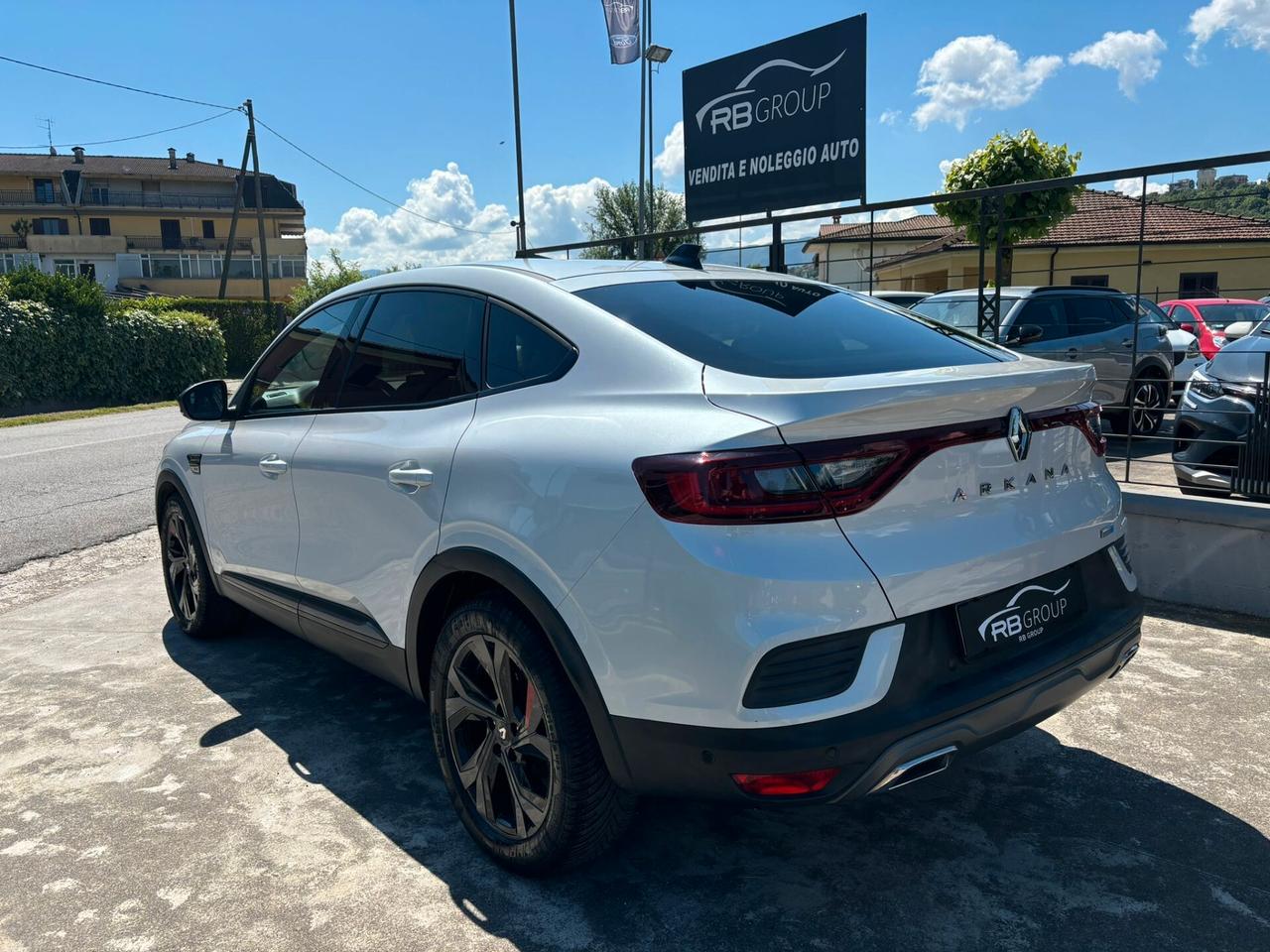 Renault Arkana Hybrid E-Tech 145 CV R.S. Line
